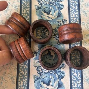 Vintage, six wooden napkin rings